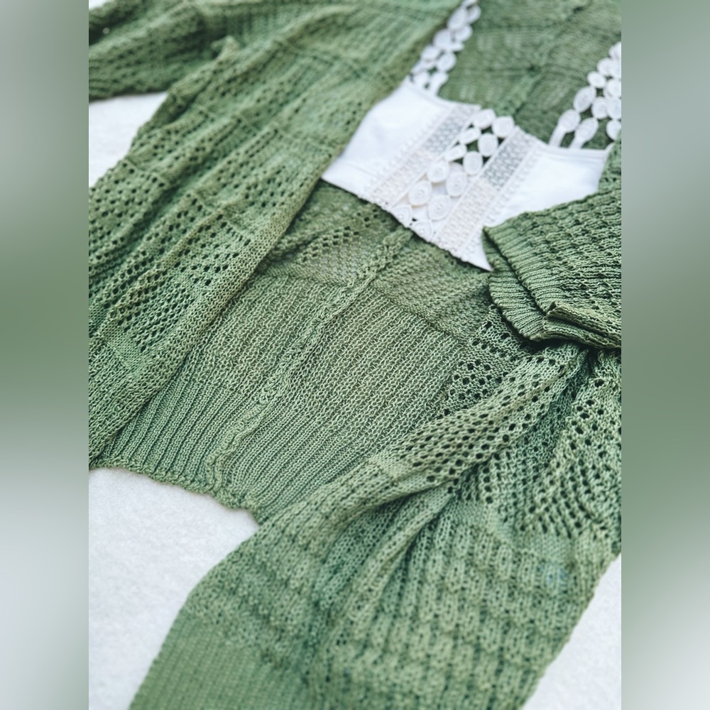 Olivia Boho Chic Knit Netted Granny Cardigan EUC - Picture 7 of 8